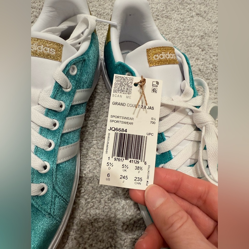 adidas x Disney Jasmine Grand Court 2.0 - Picture 11 of 15
